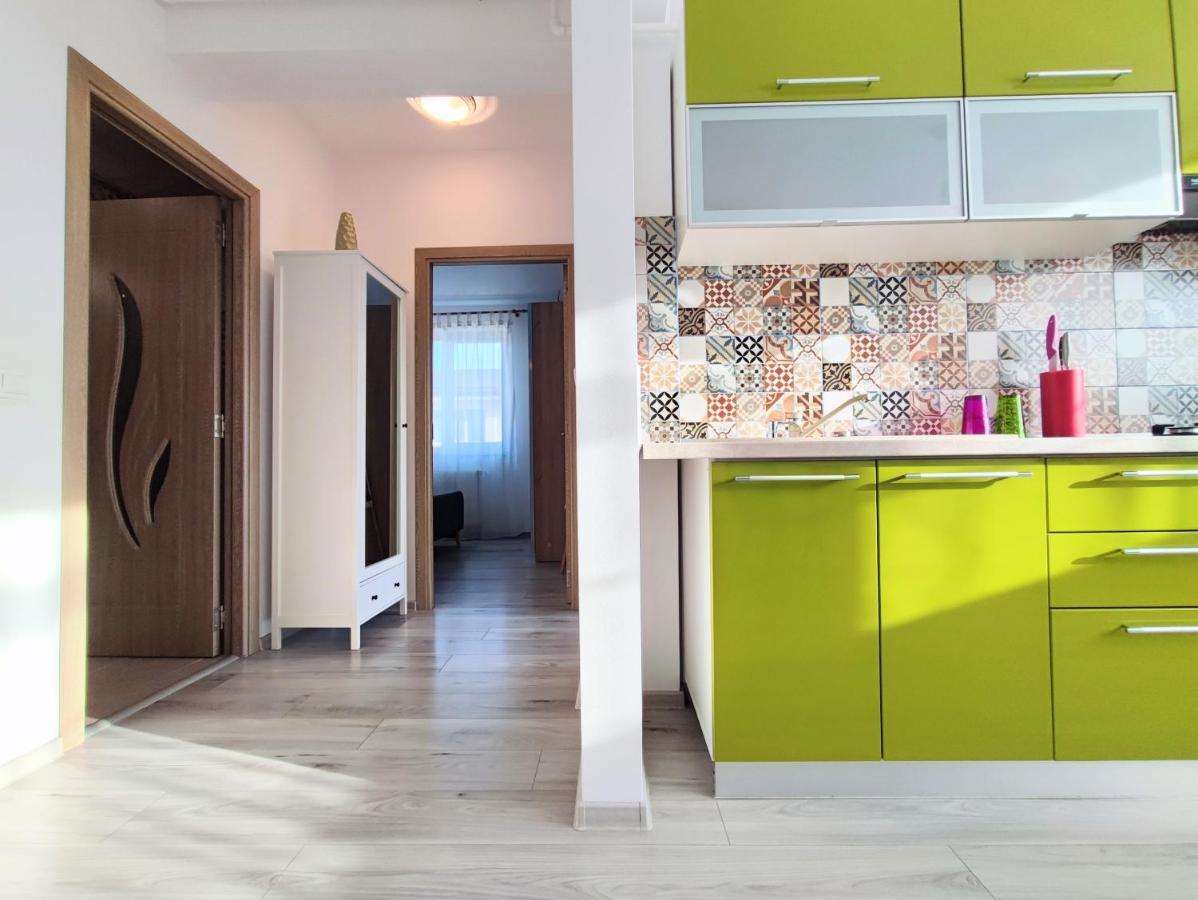 Quiet And Cozy 2 Bedroom Flat With Free Parking Included Floreşti Esterno foto